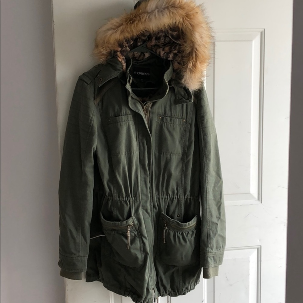 Express winter coat size M